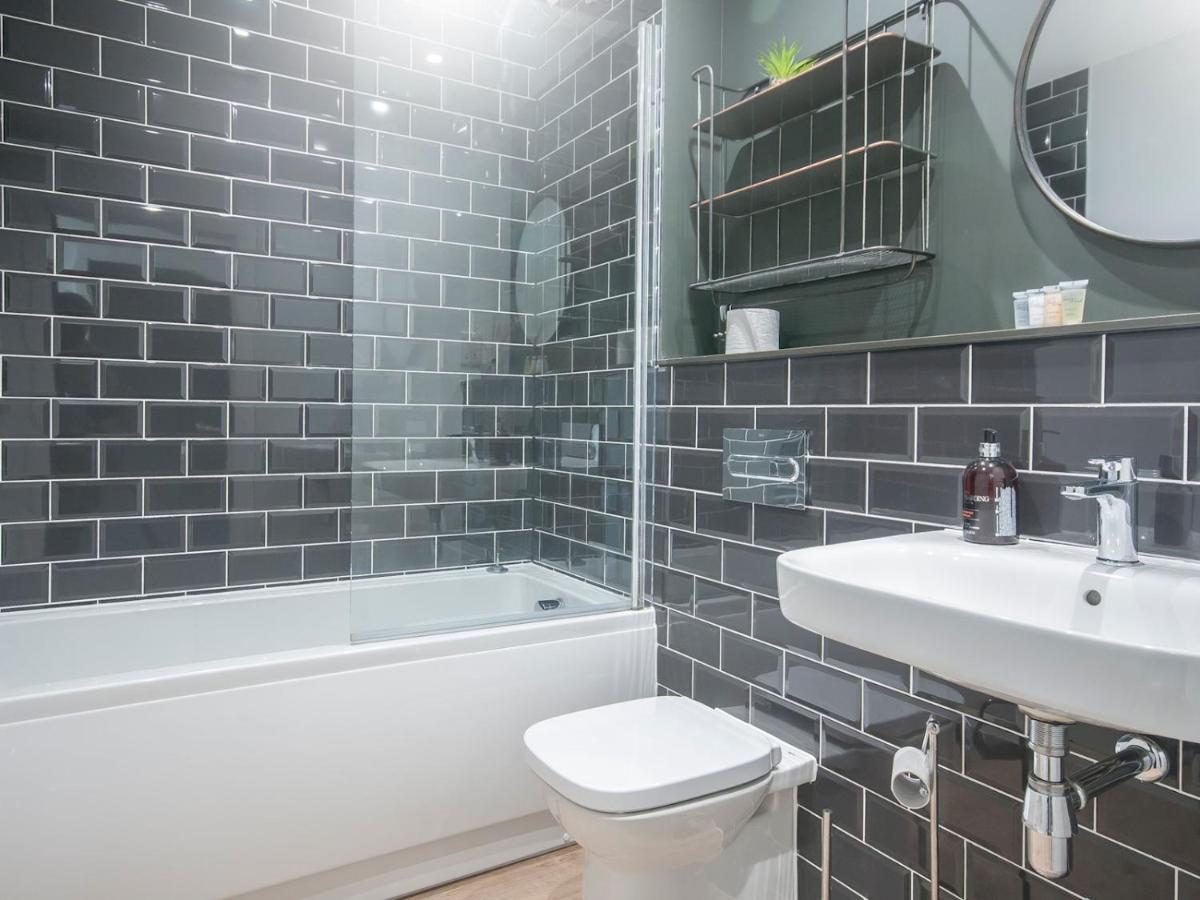 New Modern Apt In The City & Close To Stadiums Cardiff Exteriör bild